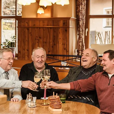 Weisses Roessl, In Der Wachau 4* Mühldorf