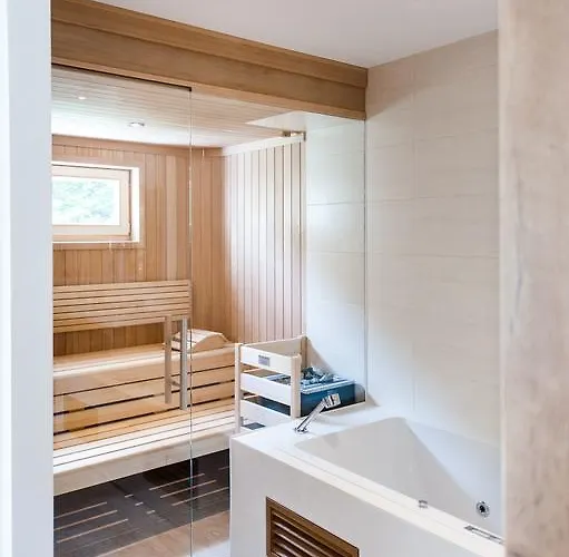 Weisses Roessl, In Der Wachau