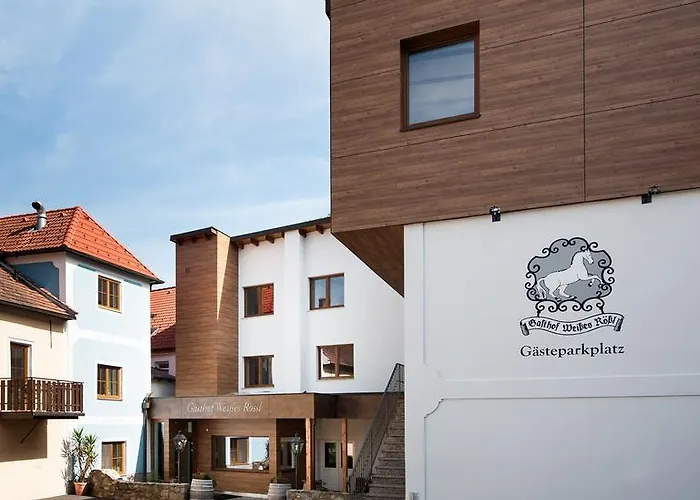 Weisses Roessl, In Der Wachau Mühldorf